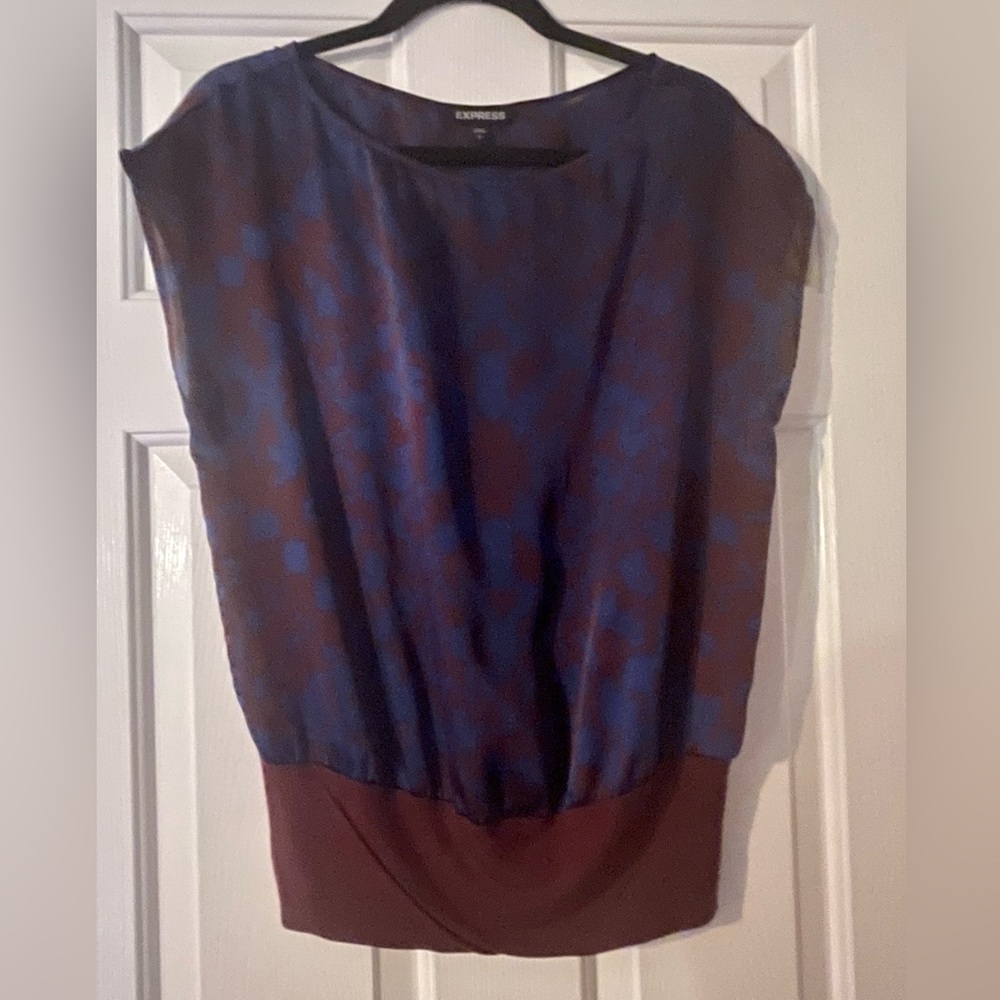 EXPRESS Satin Crew Neck Banded Sleeveless Shell Top Sz S